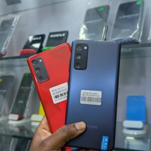 SAMSUNG S20FE 128+6 (UK-USED)