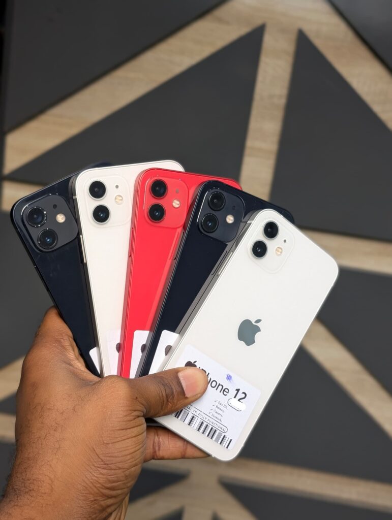 iPhone 12 64GB (uk-used)